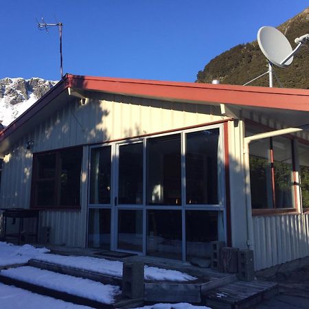 Aoraki Alpine Chalet Villa Aoraki / Mount Cook Buitenkant foto